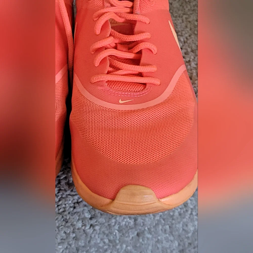 Nike Air Max Thea Orange Mid Casual Running Comfort Shoes Size 7